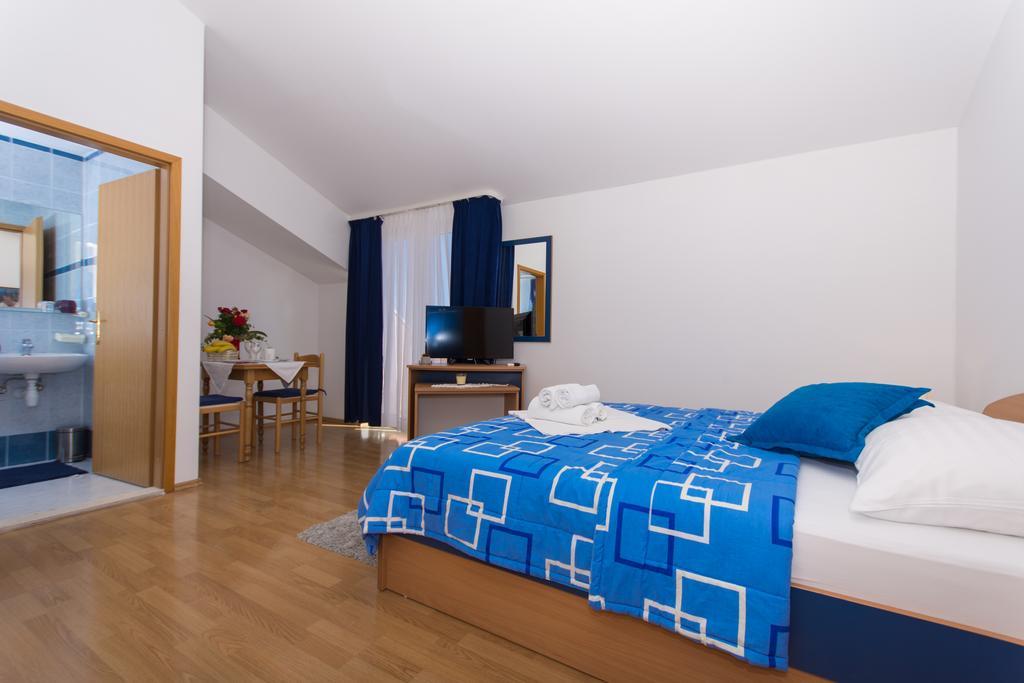 Marko Apartments Kaštela Exterior foto