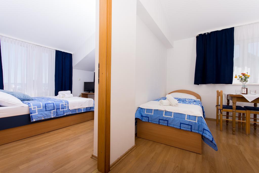 Marko Apartments Kaštela Exterior foto